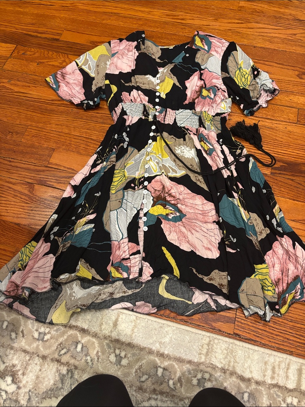 Women’s Floral Button-Front Dress in Black and Pink